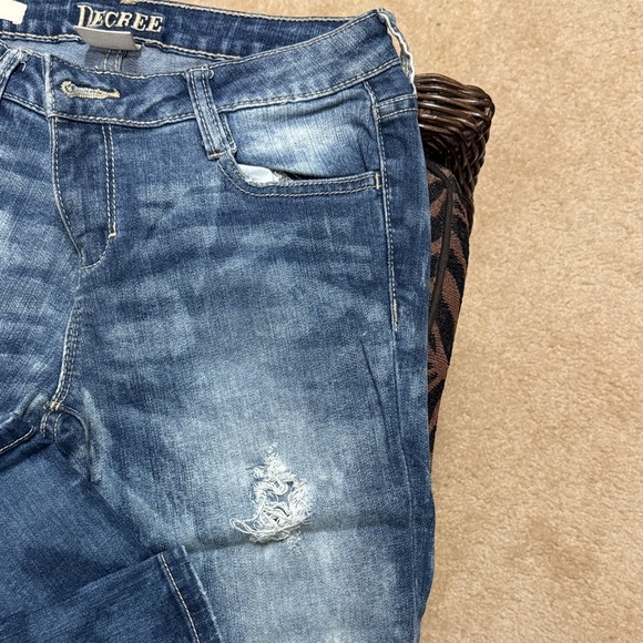 Diesel Men's Faded Blue Skinny Jeans - Picture 6 of 7